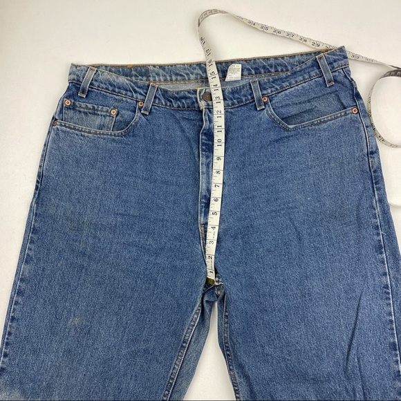Vintage Levi’s 550 High Waist wedgie fit Jeans - Picture 3 of 8